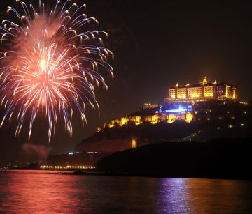 Нова година 2026 в Алания, Анталия с автобус от Варна - 5 нощувки